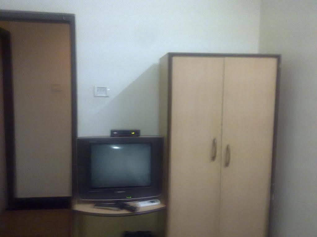 Venus Inn Bhubaneswar Esterno foto