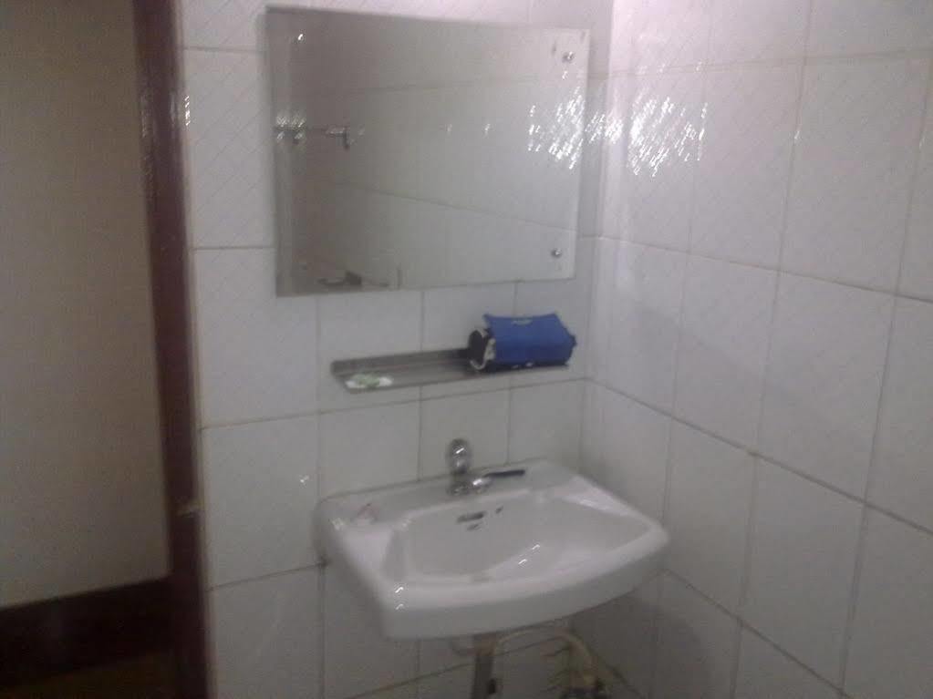 Venus Inn Bhubaneswar Esterno foto