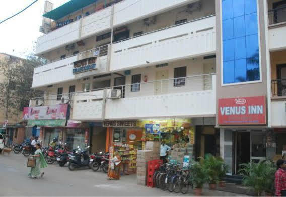 Venus Inn Bhubaneswar Esterno foto